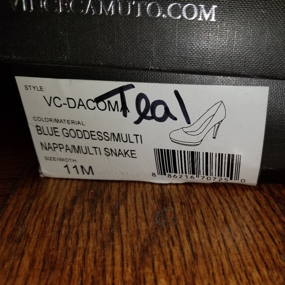 Vince Camuto Heels - Picture 4 of 6